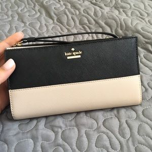 Kate Spade Stacy Clutch Wallet